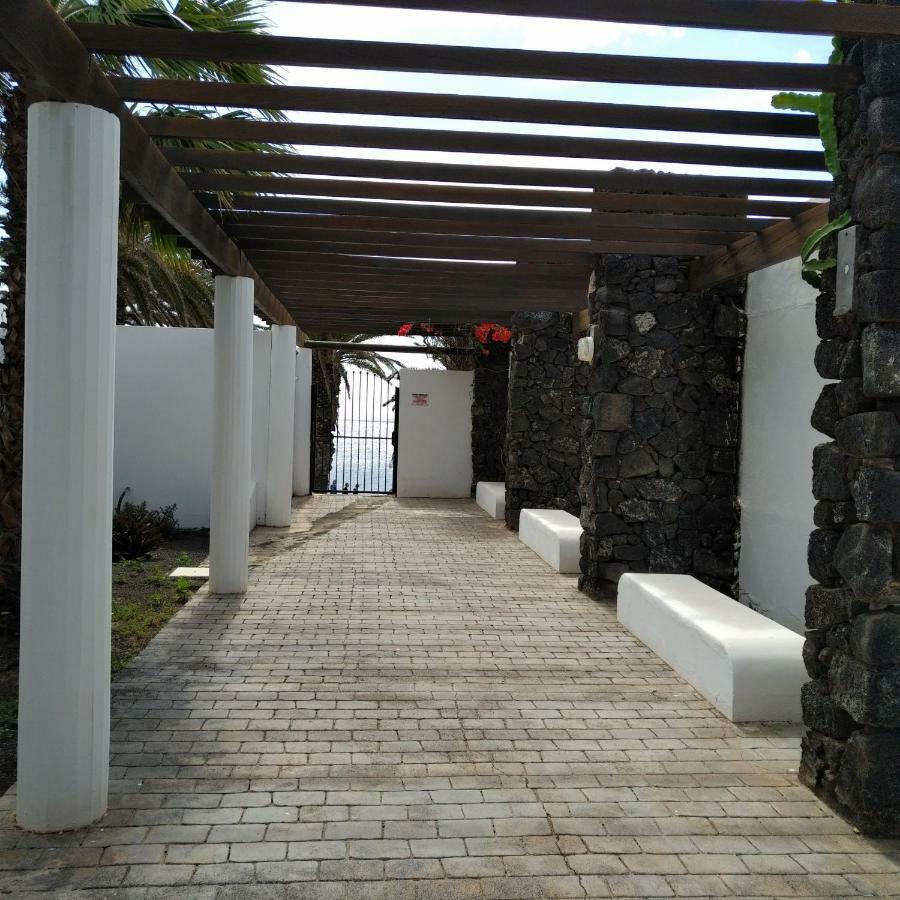 Luxury Villa Sea Front Costa Teguise Luaran gambar