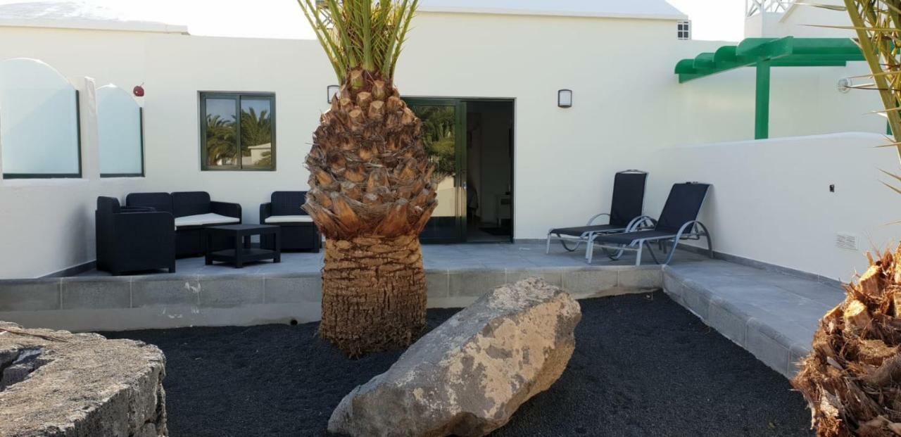 Luxury Villa Sea Front Costa Teguise Luaran gambar